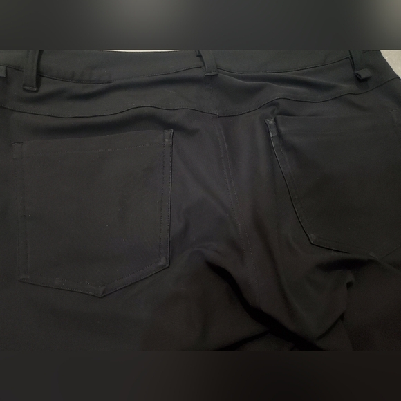 Lululemon ABC Slim *Warpstreme. Black. 27" Inseam. Men Size 32. - Picture 8 of 14